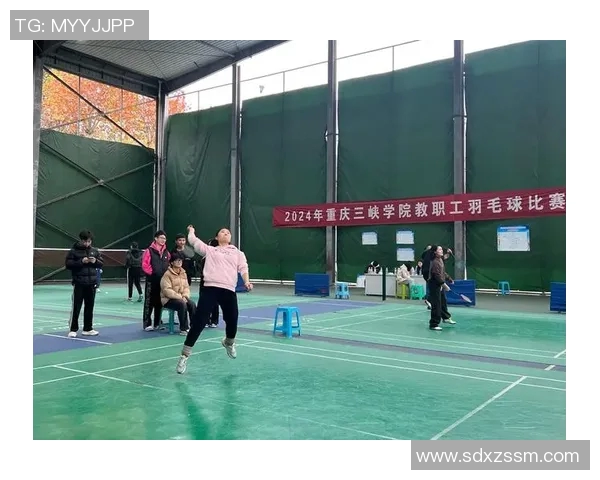 羽毛球的魅力与团队精神重庆羽毛球队的协作之道探秘