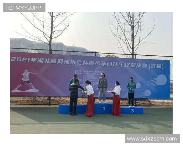 重庆网球队在总决赛中的灵活性表现及其对比赛结果的影响分析