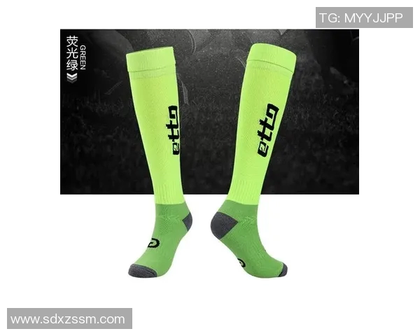 足球明星的毛巾选择揭秘运动员如何挑选适合自己的高品质毛巾 足球明星的毛巾选择揭秘运动员如何挑选适合自己的高品质毛巾